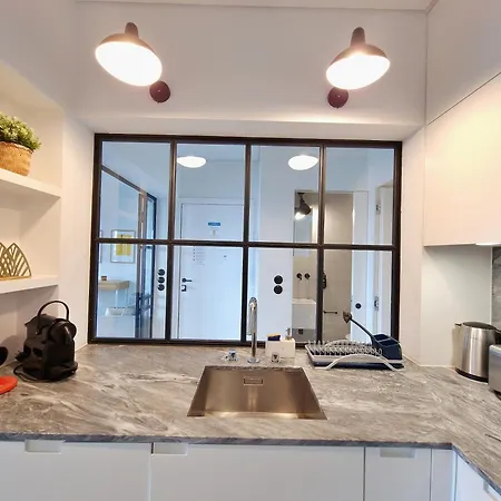 Mbird Riverside 2Bd Flat With Garage-2